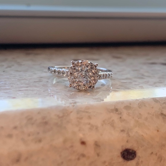 Jewelry - SOLD IGI certified Diamond halo ring